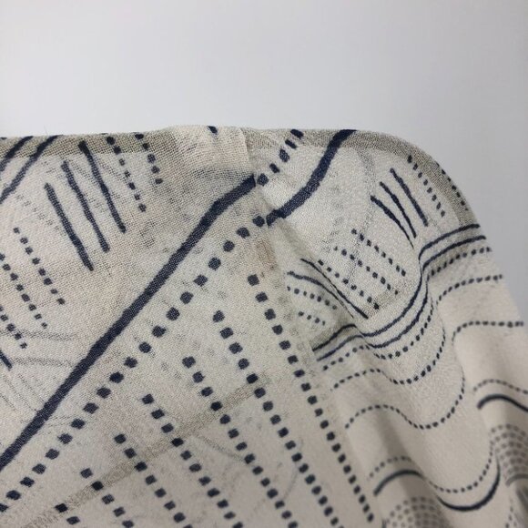 Banana Republic Sheet Beaded V-Neck white barrack long sleeve blouse small - Picture 10 of 13